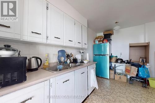 805 - 101 Prudential Drive, Toronto (Dorset Park), ON - Indoor Photo Showing Kitchen With Double Sink