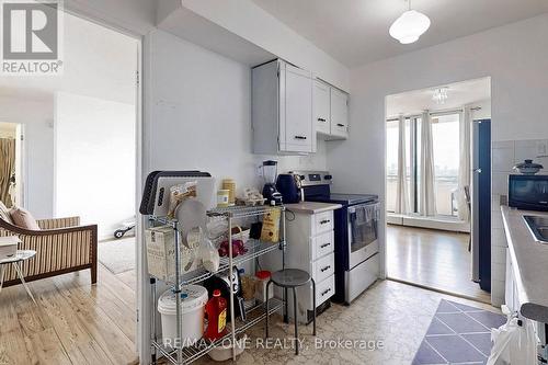 805 - 101 Prudential Drive, Toronto (Dorset Park), ON - Indoor Photo Showing Kitchen