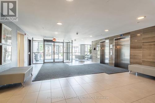 239 - 5010 Corporate Drive, Burlington (Uptown), ON - Indoor Photo Showing Other Room