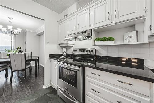 2055 Upper Middle Road|Unit #1408, Burlington, ON - Indoor Photo Showing Kitchen