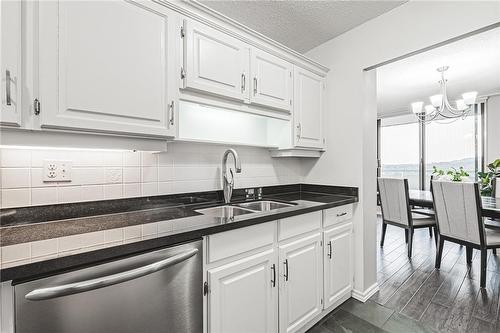 2055 Upper Middle Road|Unit #1408, Burlington, ON - Indoor Photo Showing Kitchen With Double Sink