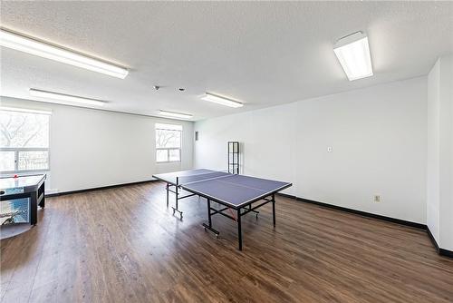 Gamesroom - 2055 Upper Middle Road|Unit #1408, Burlington, ON - Indoor Photo Showing Other Room