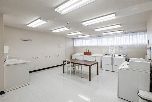 2055 Upper Middle Road|Unit #1408, Burlington, ON - Indoor Photo Showing Laundry Room