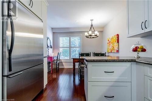 77 Erion Road Unit# 12, St. Catharines, ON - Indoor Photo Showing Kitchen