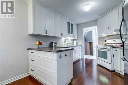 77 Erion Road Unit# 12, St. Catharines, ON - Indoor Photo Showing Kitchen