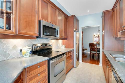 104 Purple Finch Crescent, Ottawa, ON - Indoor Photo Showing Kitchen With Double Sink