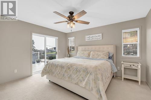 160 Portview Court, Kelowna, BC - Indoor Photo Showing Bedroom