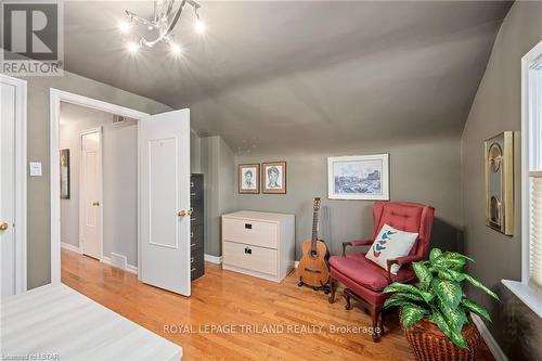 17 Croxton Road W, London, ON - Indoor