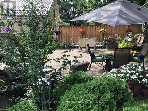 17 Croxton Road W, London, ON - Outdoor With Deck Patio Veranda