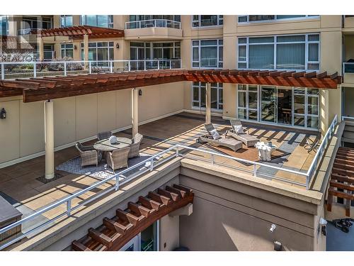 160 Lakeshore Drive W Unit# 302, Penticton, BC - Outdoor