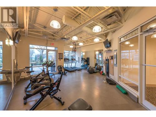 160 Lakeshore Drive W Unit# 302, Penticton, BC - Indoor Photo Showing Gym Room