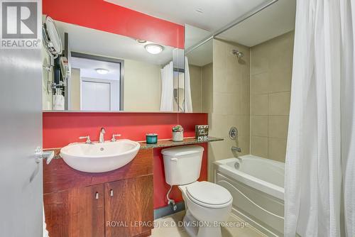 3606 - 397 Front Street W, Toronto (Waterfront Communities), ON - Indoor Photo Showing Bathroom