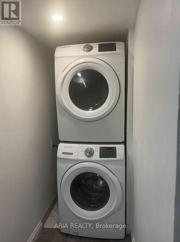 B - 66 Sedgewick Circle, Brampton, ON - Indoor Photo Showing Laundry Room