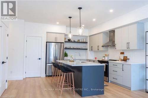 3377 David Milne Way, London, ON - Indoor Photo Showing Kitchen With Upgraded Kitchen