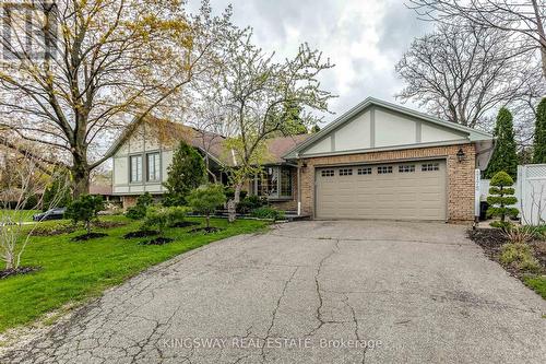 2175 Rebecca Street, Oakville (Bronte West), ON - Outdoor