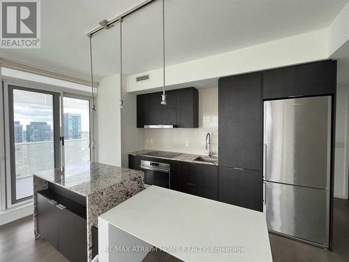 3701 - 1 Bloor Street E, Toronto, ON - Indoor Photo Showing Kitchen With Upgraded Kitchen