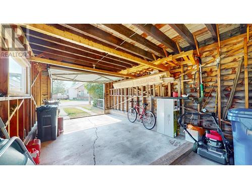 841 9Th Avenue, Fernie, BC - Indoor Photo Showing Basement