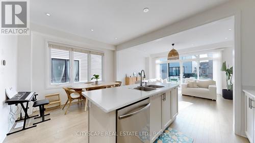 42 Clipper Lane, Clarington (Bowmanville), ON - Indoor Photo Showing Kitchen With Double Sink