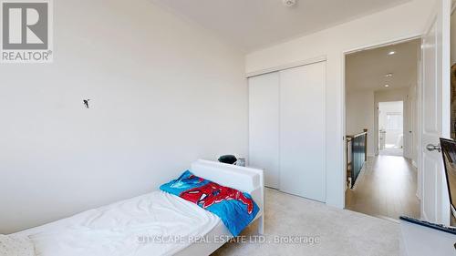 42 Clipper Lane, Clarington (Bowmanville), ON - Indoor Photo Showing Bedroom