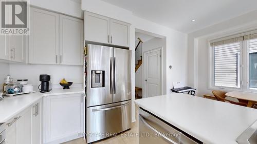 42 Clipper Lane, Clarington, ON - Indoor Photo Showing Kitchen