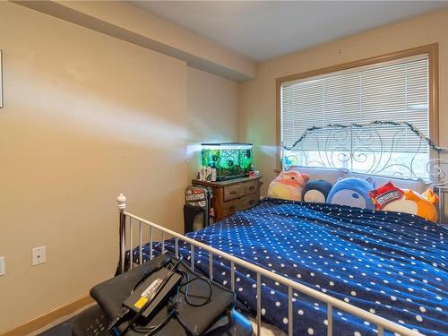 208-655 Goldstream Ave, Langford, BC - Indoor Photo Showing Bedroom