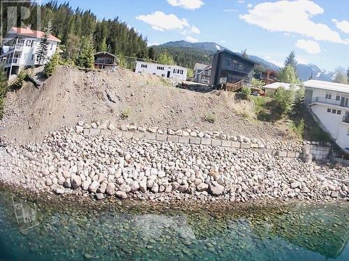 813 Silver Cove  Drive, Silverton, BC 