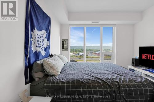 1011 - 385 Winston Rd Road, Grimsby, ON - Indoor Photo Showing Bedroom