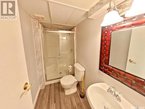 6922 Dalgliesh Drive, Regina, SK - Indoor Photo Showing Bathroom