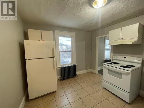 509 Kathleen Street, Sudbury, ON - Indoor Photo Showing Kitchen