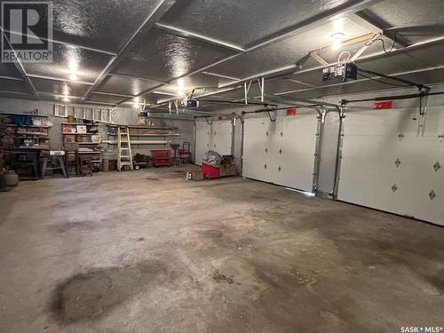 215 Fifth Avenue W, Canora, SK - Indoor Photo Showing Garage