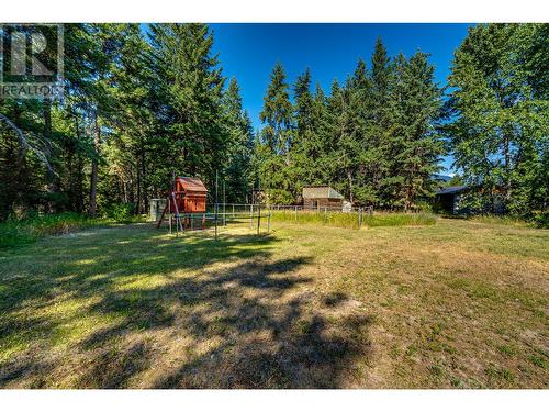 4425 Chase-Falkland Road, Falkland, BC - Outdoor