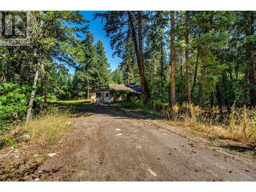 4425 Chase-Falkland Road, Falkland, BC - Outdoor