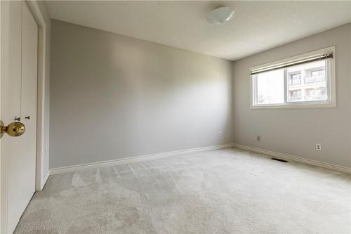 1475 Upper Gage Avenue|Unit #9, Hamilton, ON - Indoor Photo Showing Other Room