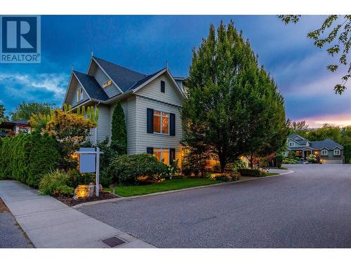 2410 Abbott Street Unit# 4, Kelowna, BC - Outdoor With Facade