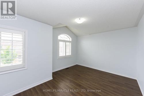 30 Lloyd Crescent, Brampton (Northwest Brampton), ON - Indoor Photo Showing Other Room