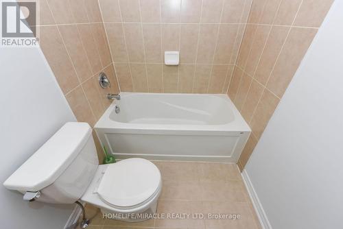 30 Lloyd Crescent, Brampton (Northwest Brampton), ON - Indoor Photo Showing Bathroom