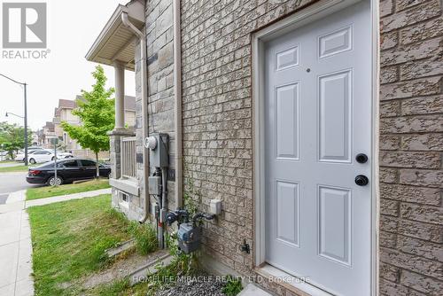 30 Lloyd Crescent, Brampton (Northwest Brampton), ON - Outdoor With Exterior