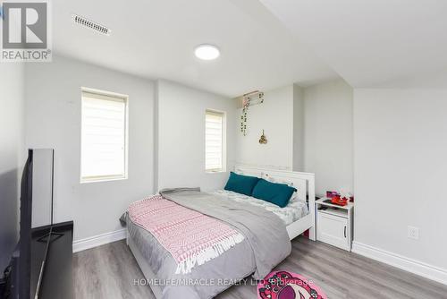 30 Lloyd Crescent, Brampton (Northwest Brampton), ON - Indoor Photo Showing Bedroom