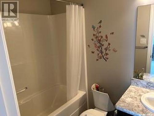 5641 Cederholm Avenue, Regina, SK - Indoor Photo Showing Bathroom