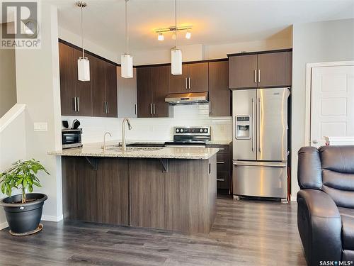 3355 Green Sandcherry Street, Regina, SK - Indoor Photo Showing Kitchen With Stainless Steel Kitchen With Upgraded Kitchen