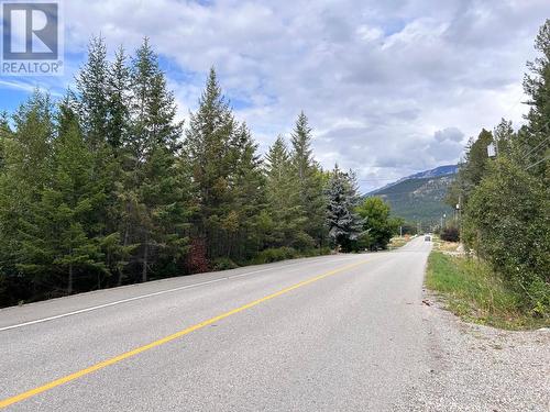 5185 Hot Springs Road, Fairmont Hot Springs, BC 