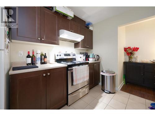 4169-4175 Fraser Street, Vancouver, BC - Indoor Photo Showing Kitchen