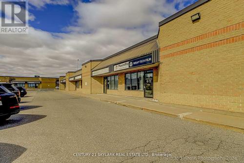 38 - 2500 Williams Parkway, Brampton (Gore Industrial North), ON 