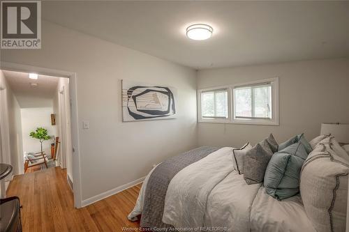 3681 Roxborough Boulevard, Windsor, ON - Indoor Photo Showing Bedroom