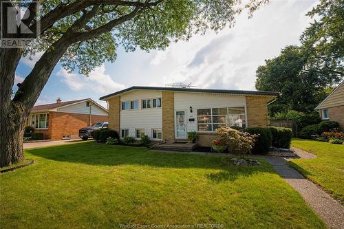 3681 Roxborough Boulevard, Windsor, ON - Outdoor