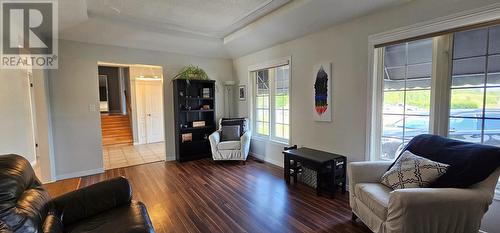 1033 Black Rd, Sault Ste. Marie, ON - Indoor Photo Showing Living Room