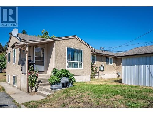 2250 6Th  Avenue, Castlegar, BC - Outdoor With Facade