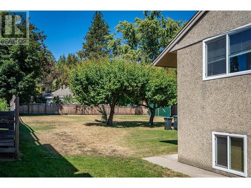 2250 6Th  Avenue, Castlegar, BC - Outdoor