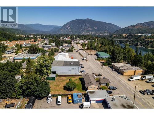 2250 6Th  Avenue, Castlegar, BC - Outdoor With View