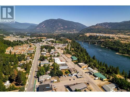 2250 6Th  Avenue, Castlegar, BC - Outdoor With Body Of Water With View